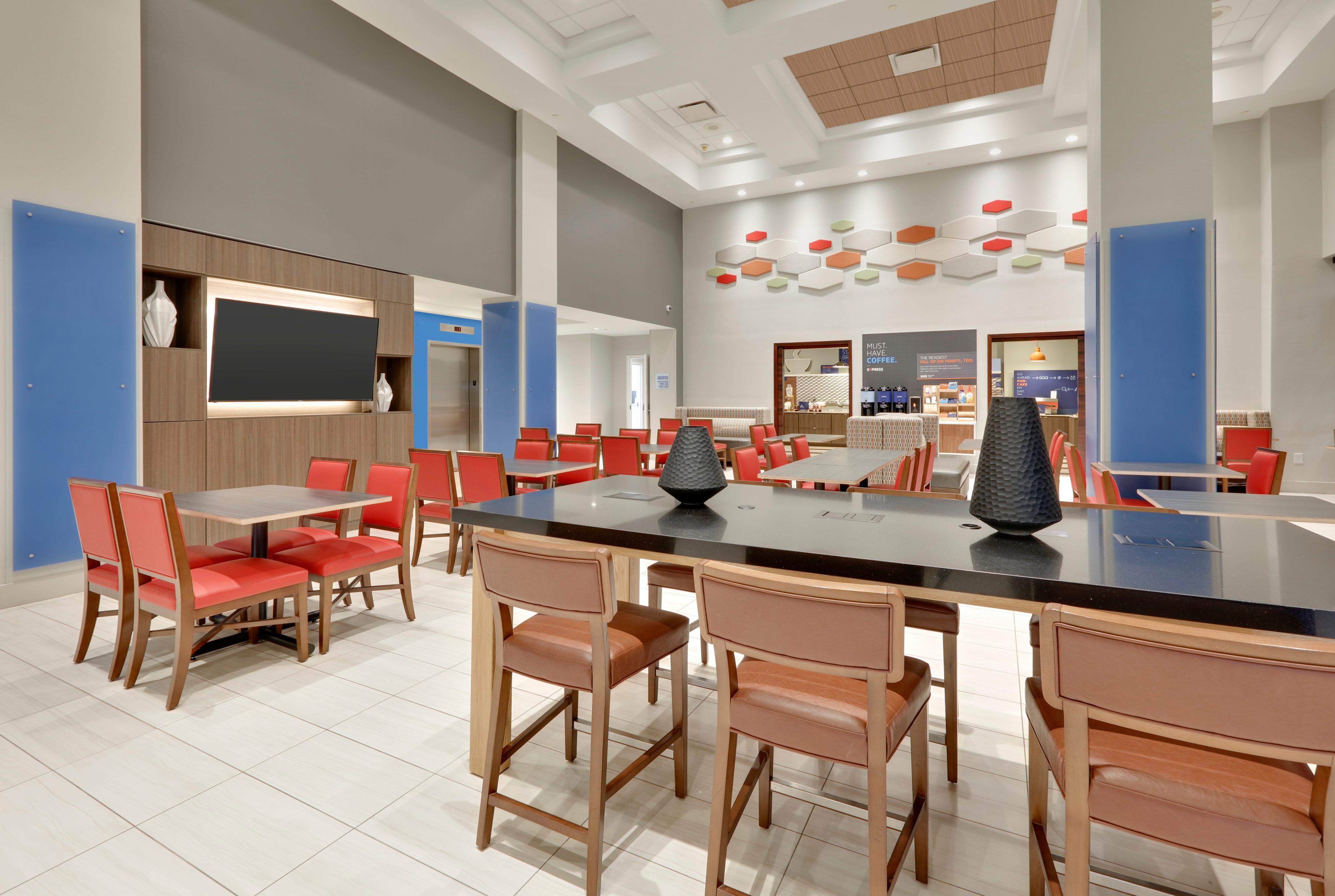 Holiday Inn Express & Suites Irving Conv Ctr - Las Colinas By Ihg Exterior photo
