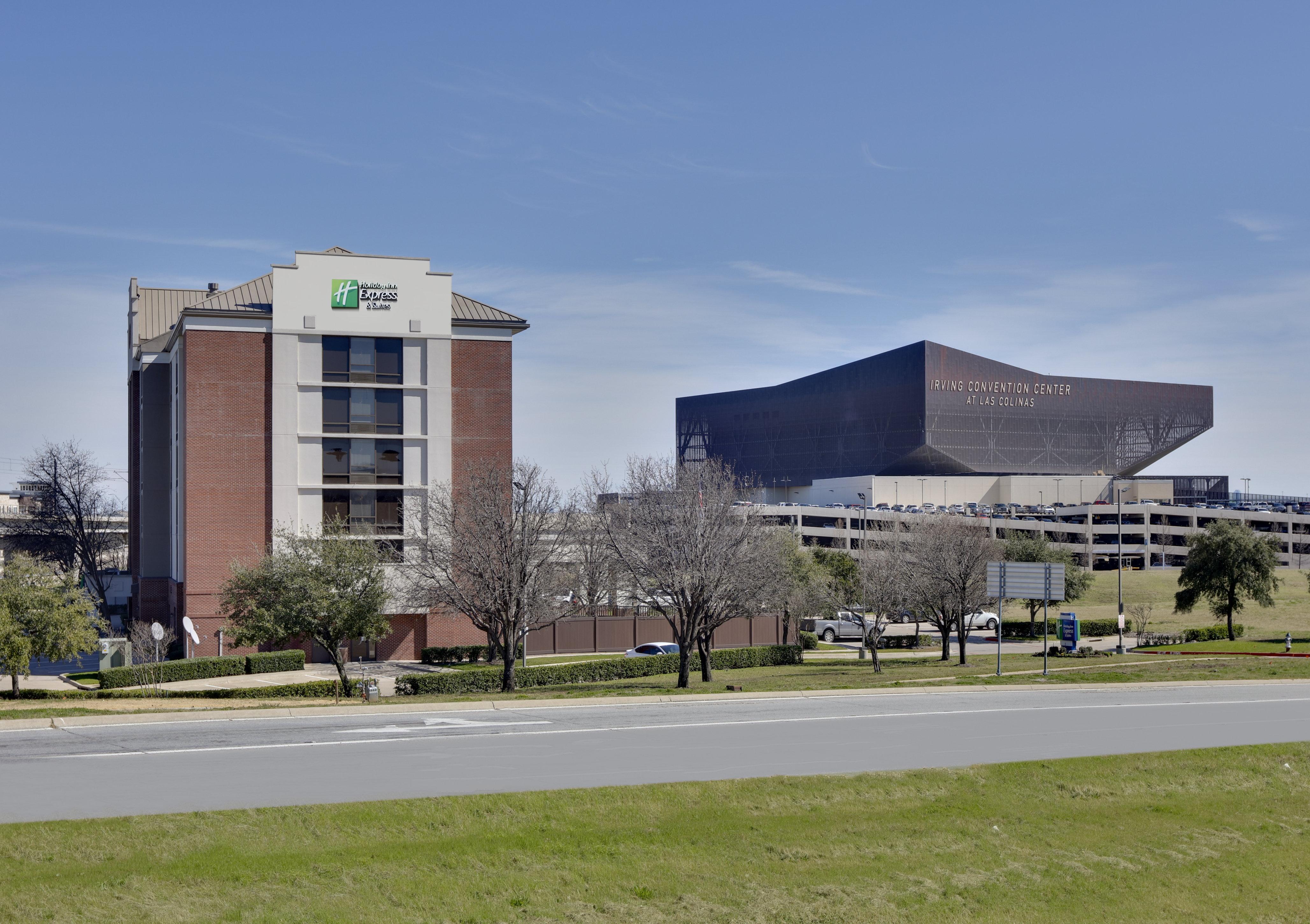 Holiday Inn Express & Suites Irving Conv Ctr - Las Colinas By Ihg Exterior photo