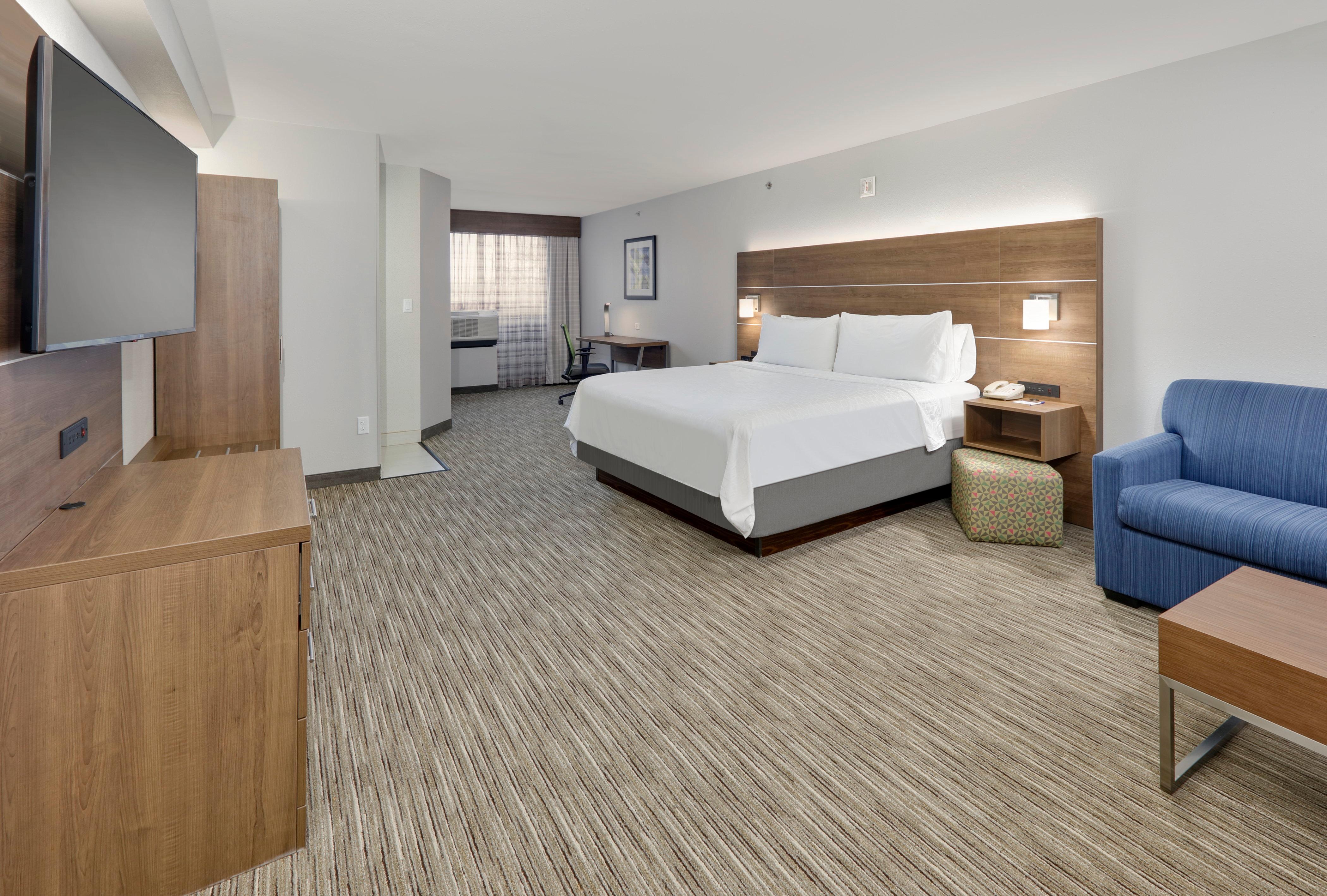 Holiday Inn Express & Suites Irving Conv Ctr - Las Colinas By Ihg Exterior photo