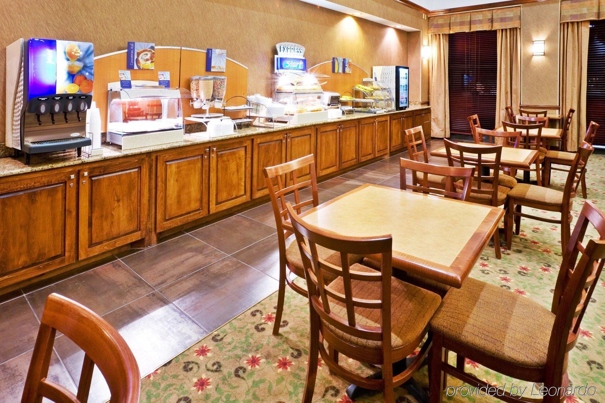 Holiday Inn Express & Suites Irving Conv Ctr - Las Colinas By Ihg Restaurant photo