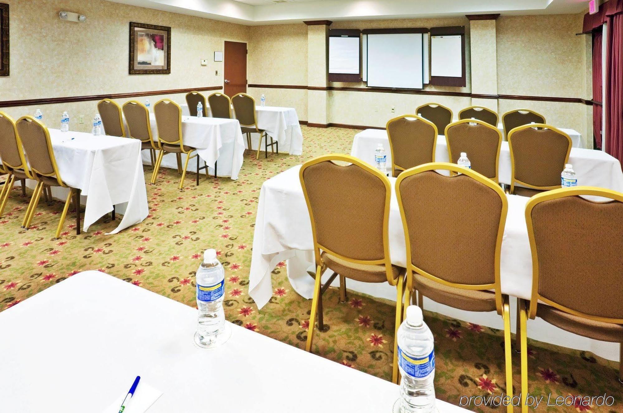 Holiday Inn Express & Suites Irving Conv Ctr - Las Colinas By Ihg Facilities photo